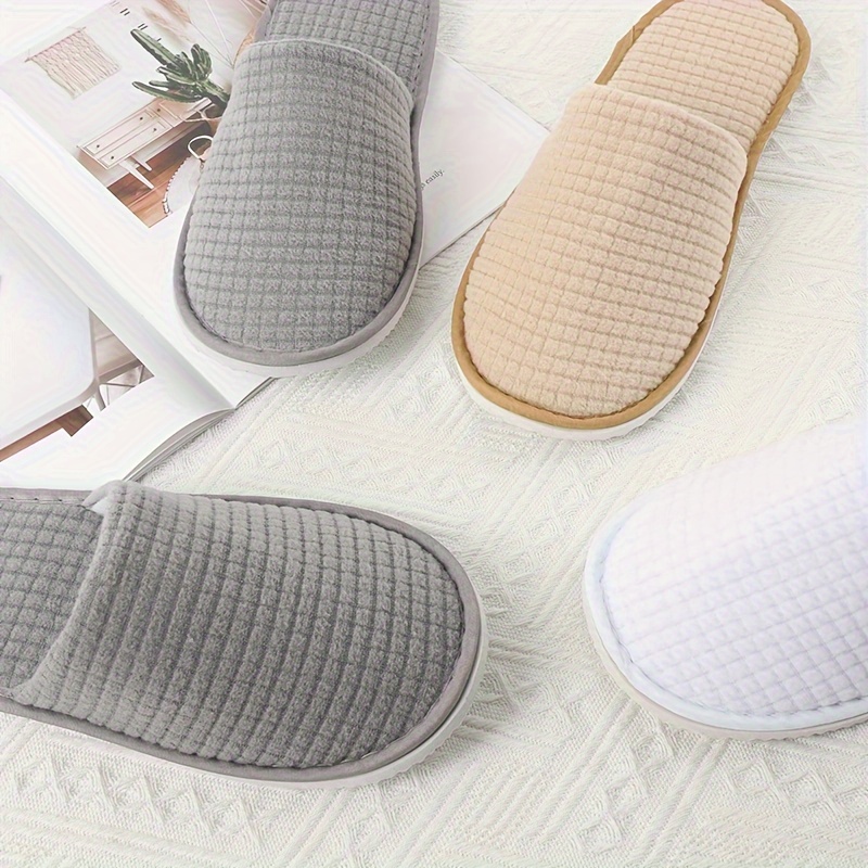2pcs Cozy Fleece Slippers - Disposable, Warm, Soft Fabric, Ideal for Autumn & Winter, Perfect for Home, Hotel, Guest House Use, Food Service Equipment and Supplies