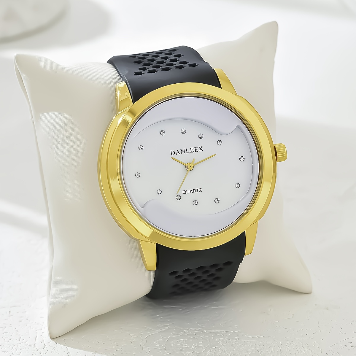 男性と女性のためのスタイリッシュなスクエアクォーツ時計、多用途のギフトセット | より多く購入する、より多く節約する | Temu Japan