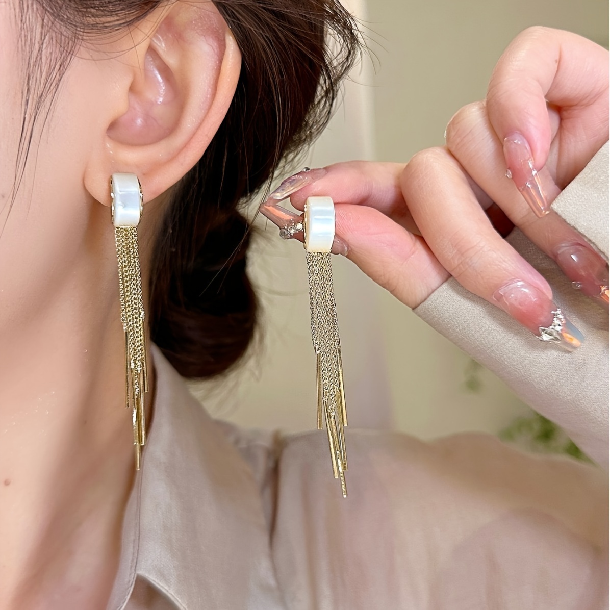 

Luxury Cat's Eye Stone Tassel Long Earrings Earrings Female Temperament Earrings For Beautiful Women Perfect Holiday Gift
