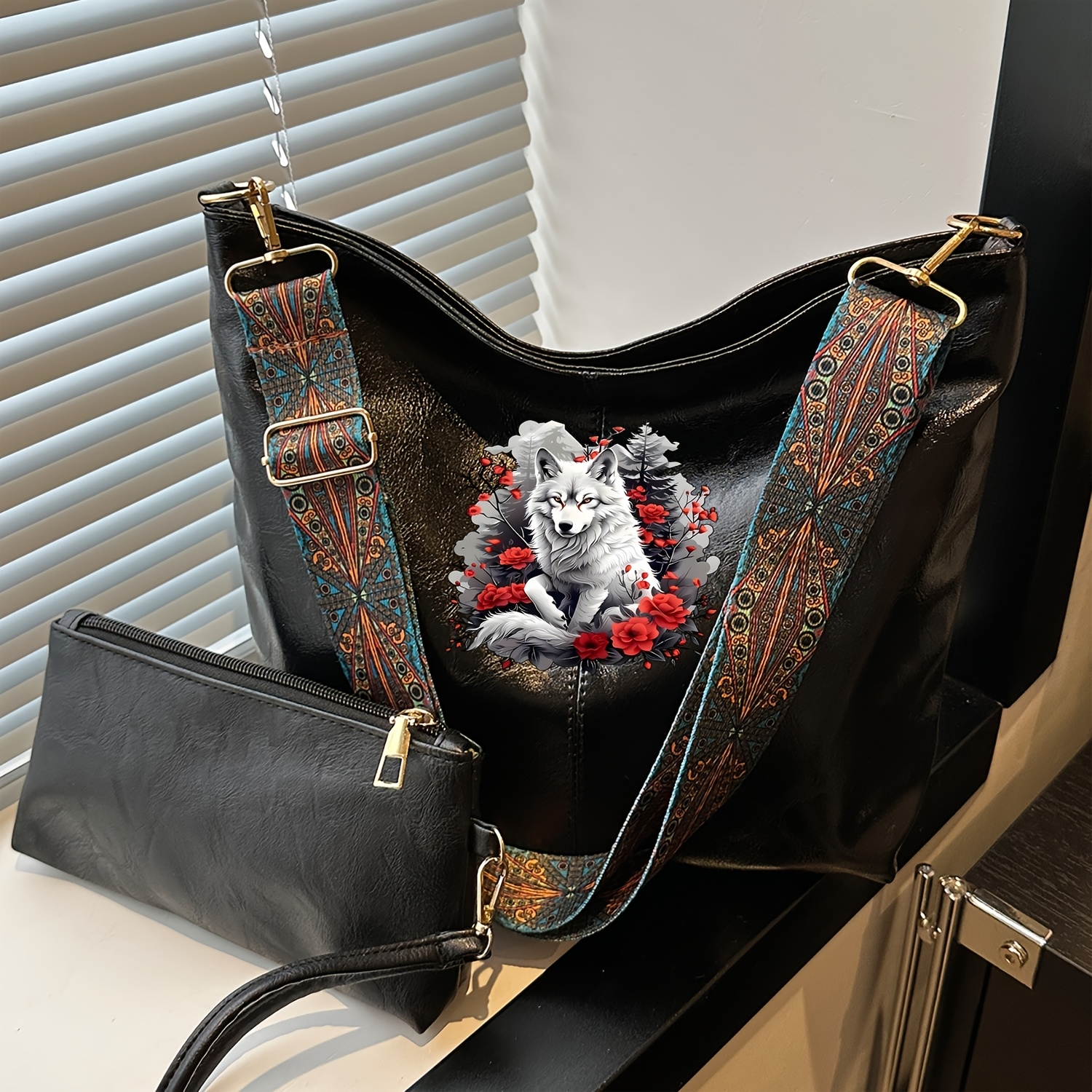 Wide Strap, Large Capacity Tote Bag Daughter Bag, Shoulder Bag, Underarm Bag, Coin Purse, Casual And Versatile, Featuring White Wolf, Red Rose, Tree, And Nature Themes, Suitable For Daily Commuting