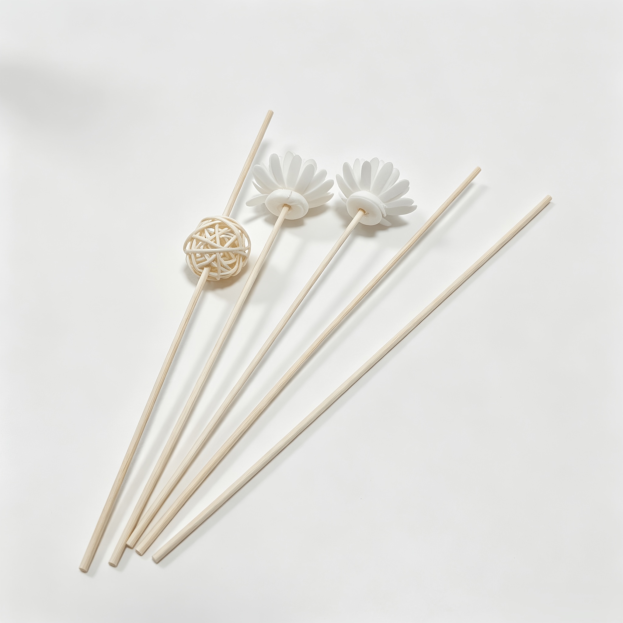 TEMU Ensemble de diffuseur de 5 pièces (flacon non ) - Convient , , et de bain ; offre un parfum . 5 bâtonnets de , 1 boule en rotin et 2 fleurs