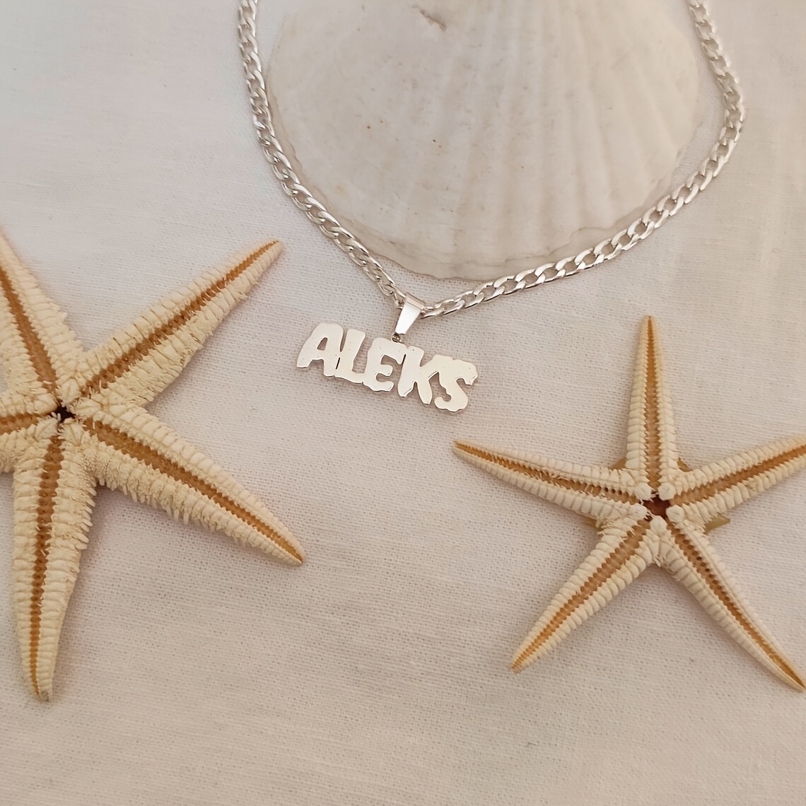 Elegant Simple Style Custom Cuban Chain Name Necklace