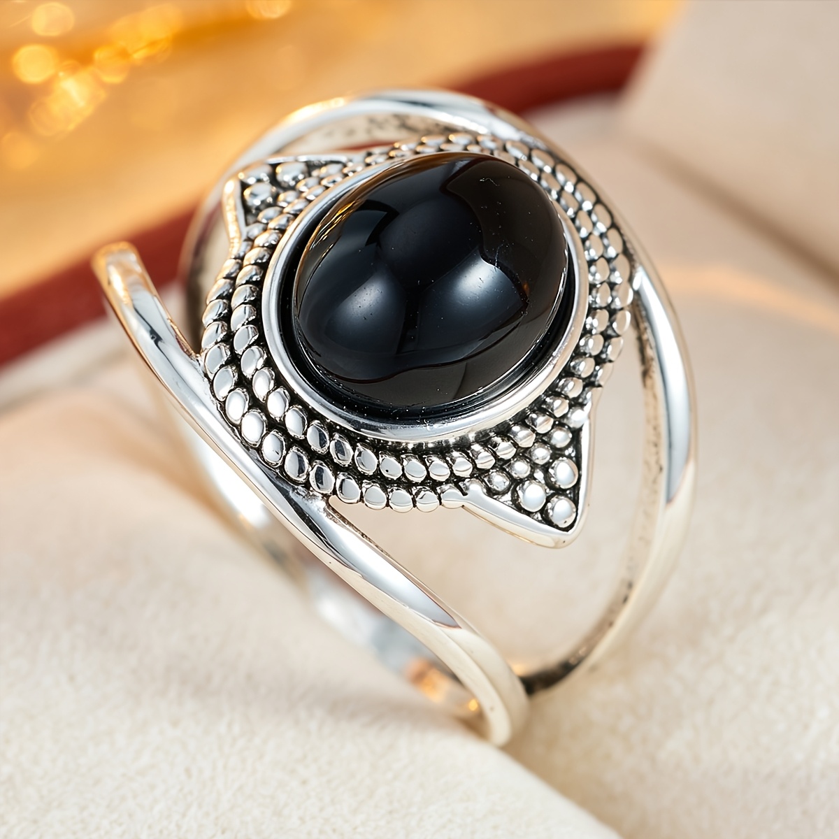 Women's Vintage Evil Eye Copper Inlaid Synthetic Zirconia Statement Ring