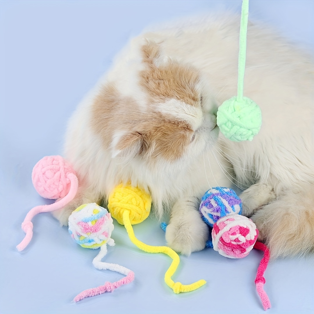 

2pcs Woolen Cat Ball Toys, Rainbow Woven Ball With Tail, Cat Teaser Toy, Hanging Woolen Ball With Bell, Bite Resistant Molar Sound Ball Kitten Supplies