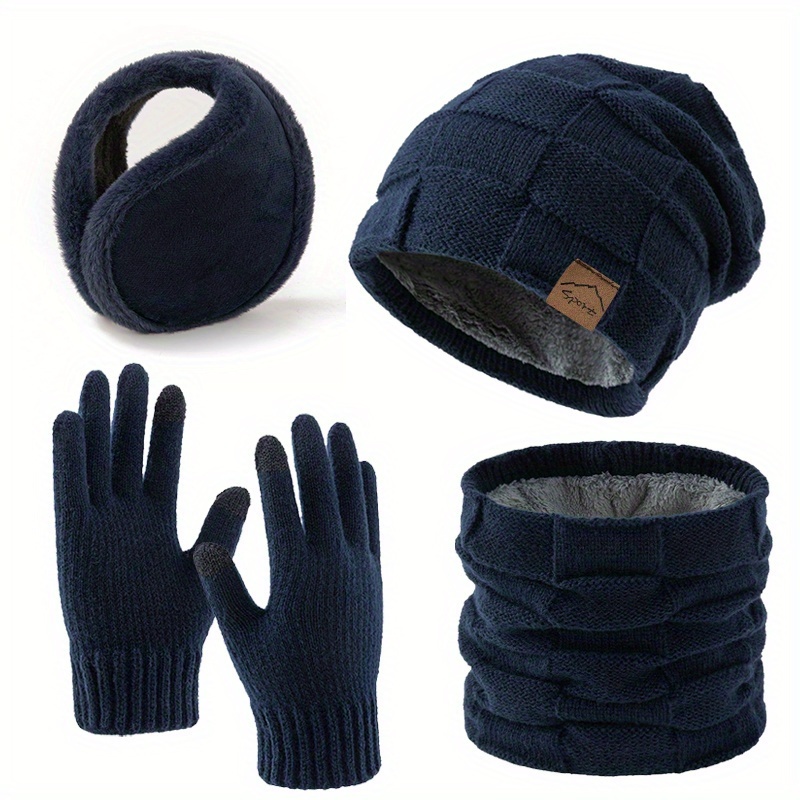 Ensemble d'hiver économique comprenant un bonnet de sport en maille à lettres en similicuir, un cache-cou, des gants et des protège-oreilles. Un ensemble mixte élégant de bonnet en maille et de protège-oreilles, parfait pour l'hiver. Cet ensemble chaud polyvalent est essentiel pour les activités de plein air.