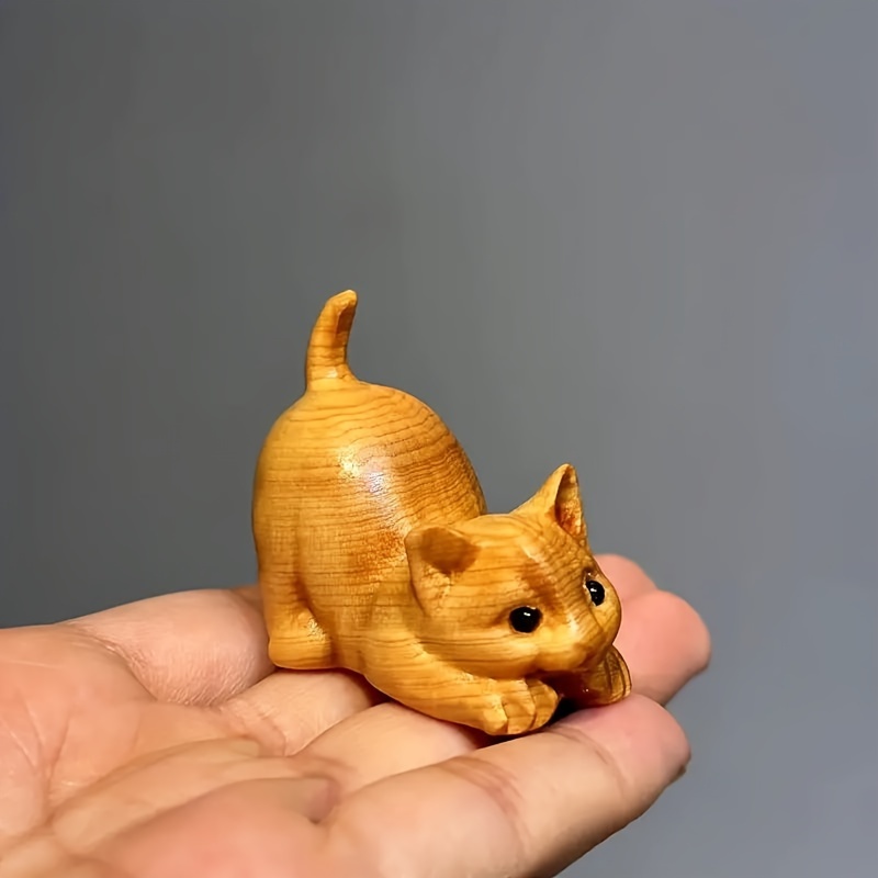 

1pc Cute Cat Animal-shaped Ornament, Cypress Wood Carving Ornament, Cat Wood Carving Handicraft, Small Gift