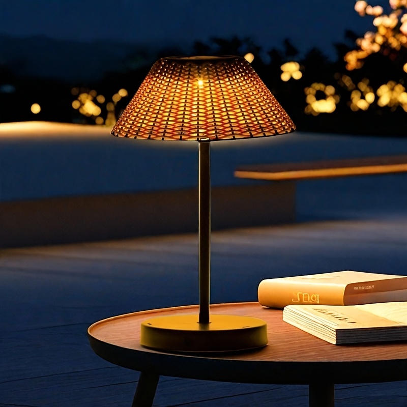 Woven Table Lamp, Solar Outdoor Decoration, Night Light, Tabletop Lighting, Suitable for Garden, Courtyard, Tabletop, Balcony, Patio, Gift for Friends