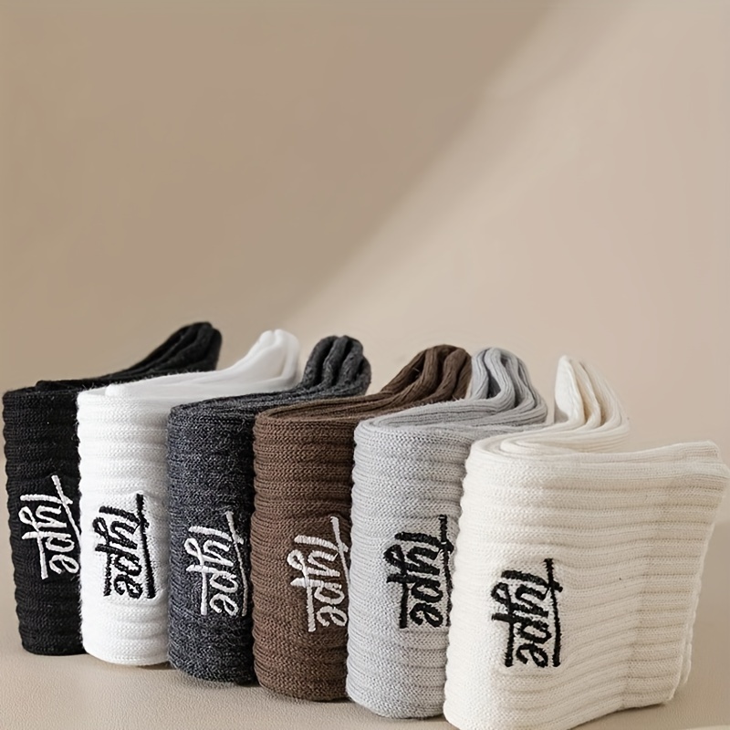 6 Pairs of Men'S Mid-Calf Socks, Japanese Style, Solid Color, Odor-Resistant, Sweat-Absorbing, Suitable for Basketball And Sports, Available in Black And White, Sweat-Resistant