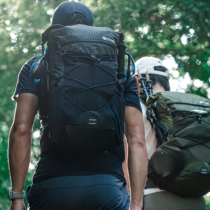 Hiking Backpack Outdoor Travel Walking off-Road Lightweight Industrial  Sports Backpack *'s and Wo*'s Large Capacity 30L