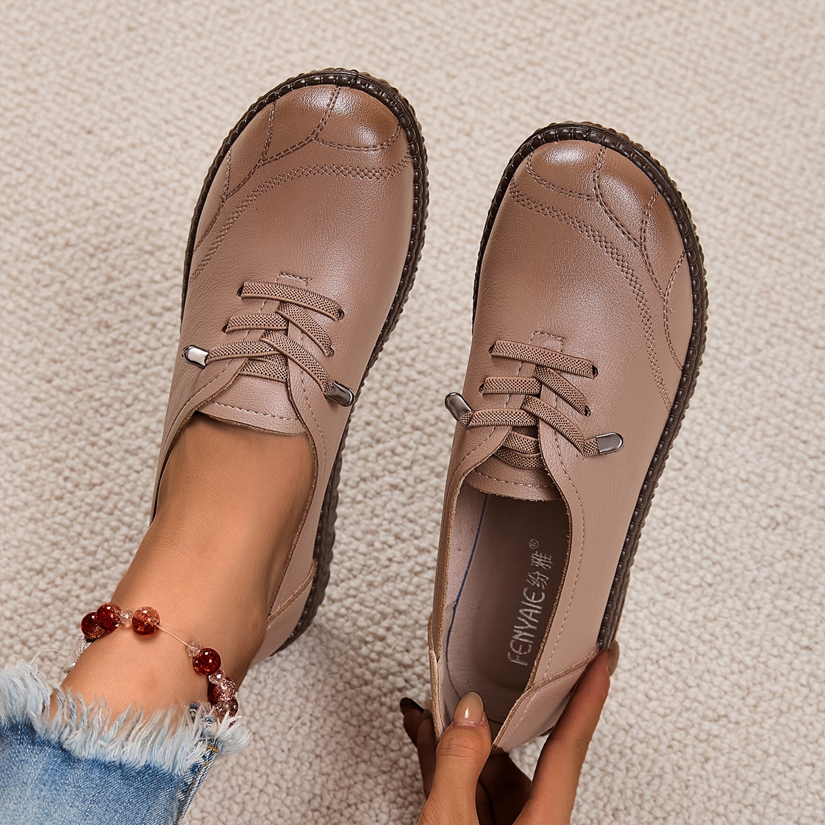 Women's New Spring/Autumn Flat Shoes, Vintage Casual Mom Shoes, Slip-On Loafers, Breathable Soft Sole Comfortable, Solid Color Versatile Flat Shoes, Hollow Round Toe Slip-Ons, Women Shoes
