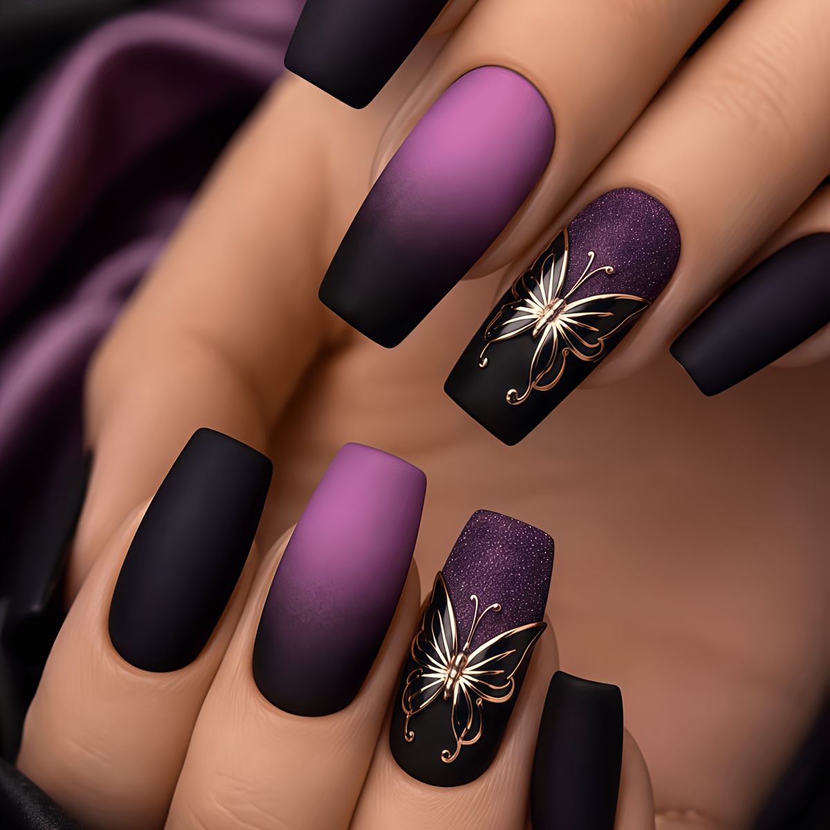 TEMU 24pcs Ongles Pratiques Art Noirs Violet Dépolis Dégradé Or Papillon Fines Scintillantes Premium Luxe Léger Western Long Trapézoïdal Portables