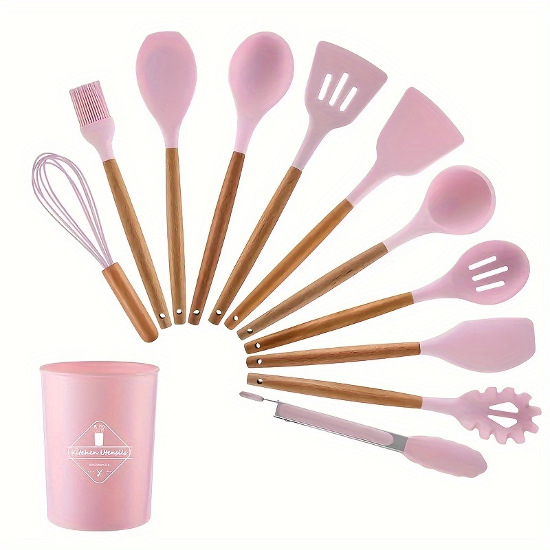 Set de utensilios para cocina en silicona con mango de madera 12