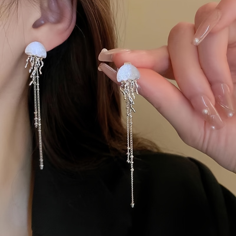 

Jellyfish Tassel Earrings - Cute Alloy Pendant Earrings With Sparkling Rhinestones, Party And Casual Wear, Stylish Women's Jewelry Accessories