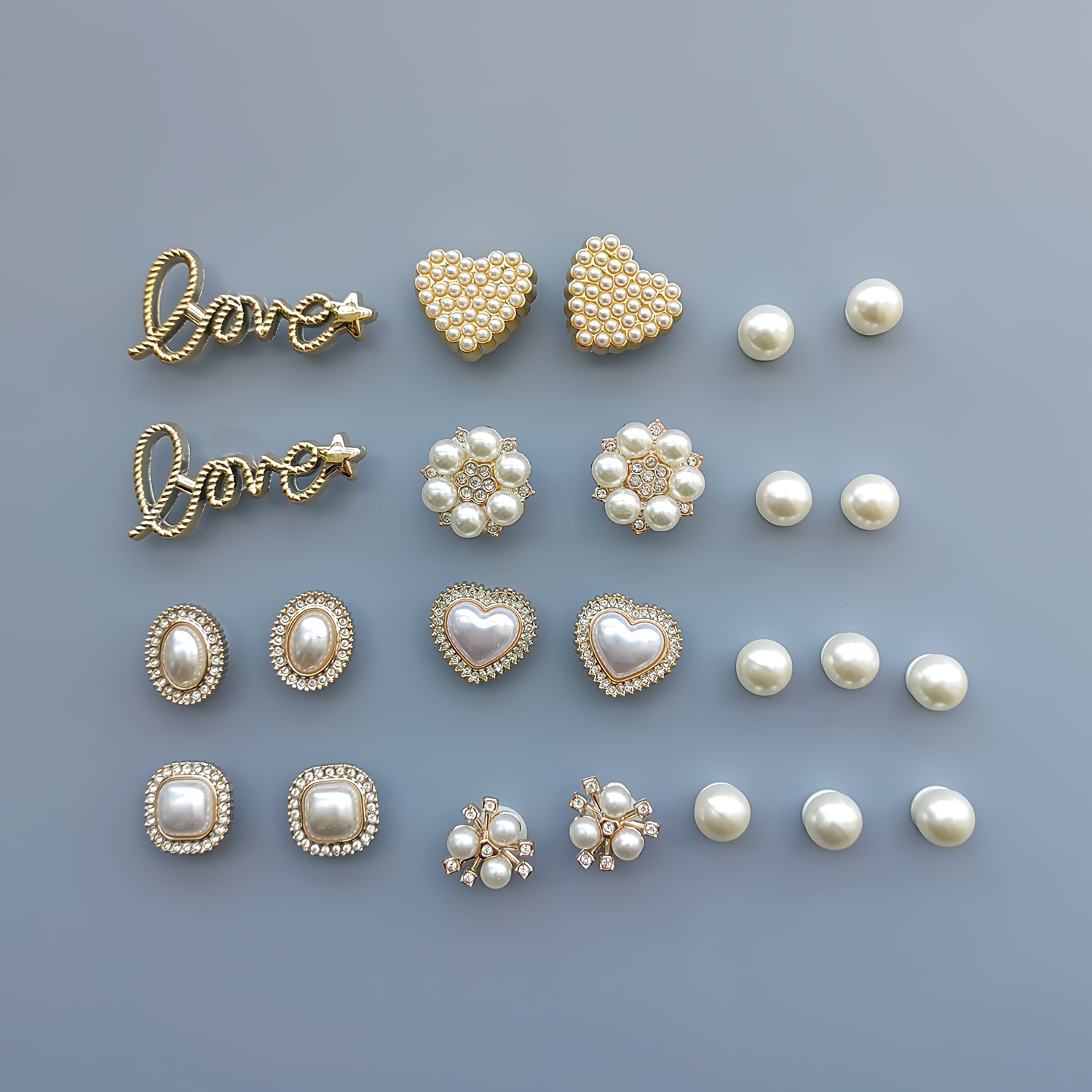 E-shop 24 Stück modische große herzförmige „Love“ ovale DIY-Anhänger, abnehmbar entfernbar, geeignet für Clogs, gelochte Dekorationen,