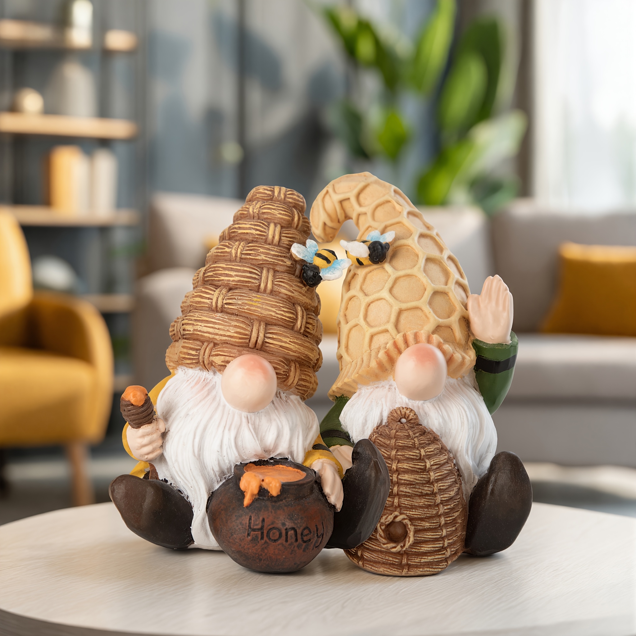 E-shop Set mit 2 handbemalten Harz-Gnomen-Bienenfiguren | Deko für Innen- und Außenbereich, - und Gartendekoration | Perfekte Geschenkidee für Ostern