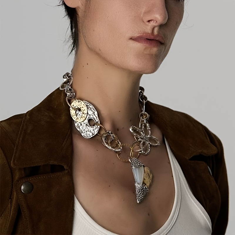 TEMU A Vintage Heart-shaped Short Necklace With A In Distressed Golden And Silvery Colors, Item .