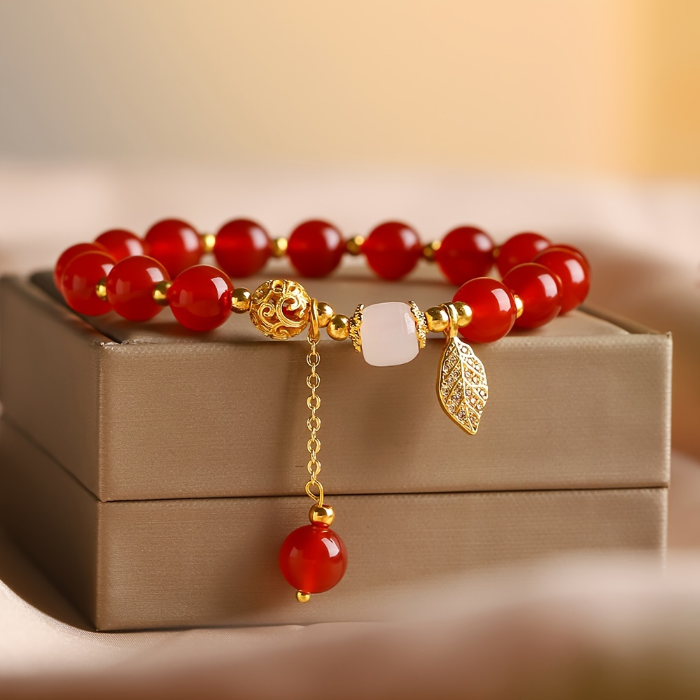 

1pc Unique Red Agate Bracelet, Elegant Leaf Pendant, Perfect As A Gift For Your Boyfriend, Girlfriend, Or Best Friend