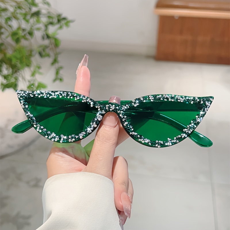 

1pc Women New Small Frame Cat Eye Shaped Fashion Glasses Trendy Frame Decoration Candy Colored Design Green Glasses Suitable For Stage Party Decoration Wearing