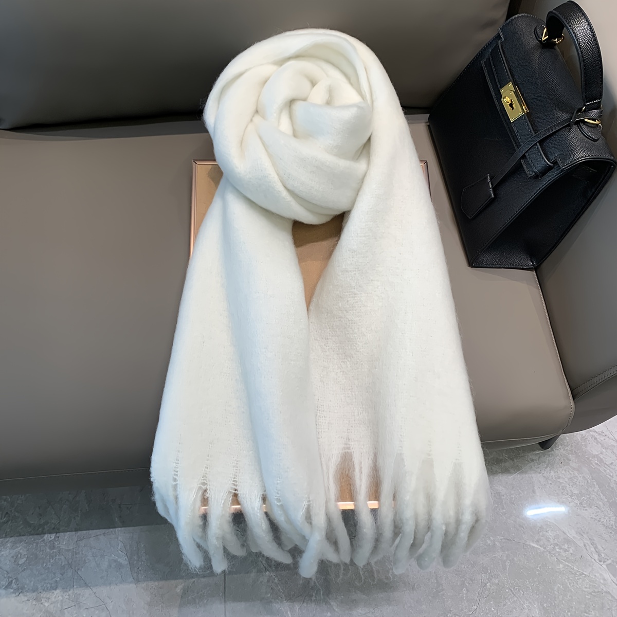 

Polyester Scarf For Women And Men - Breathable Scarf, 100% Polyester, Woven, Hand Washable - Weekend Casual Accessory Without Feathers