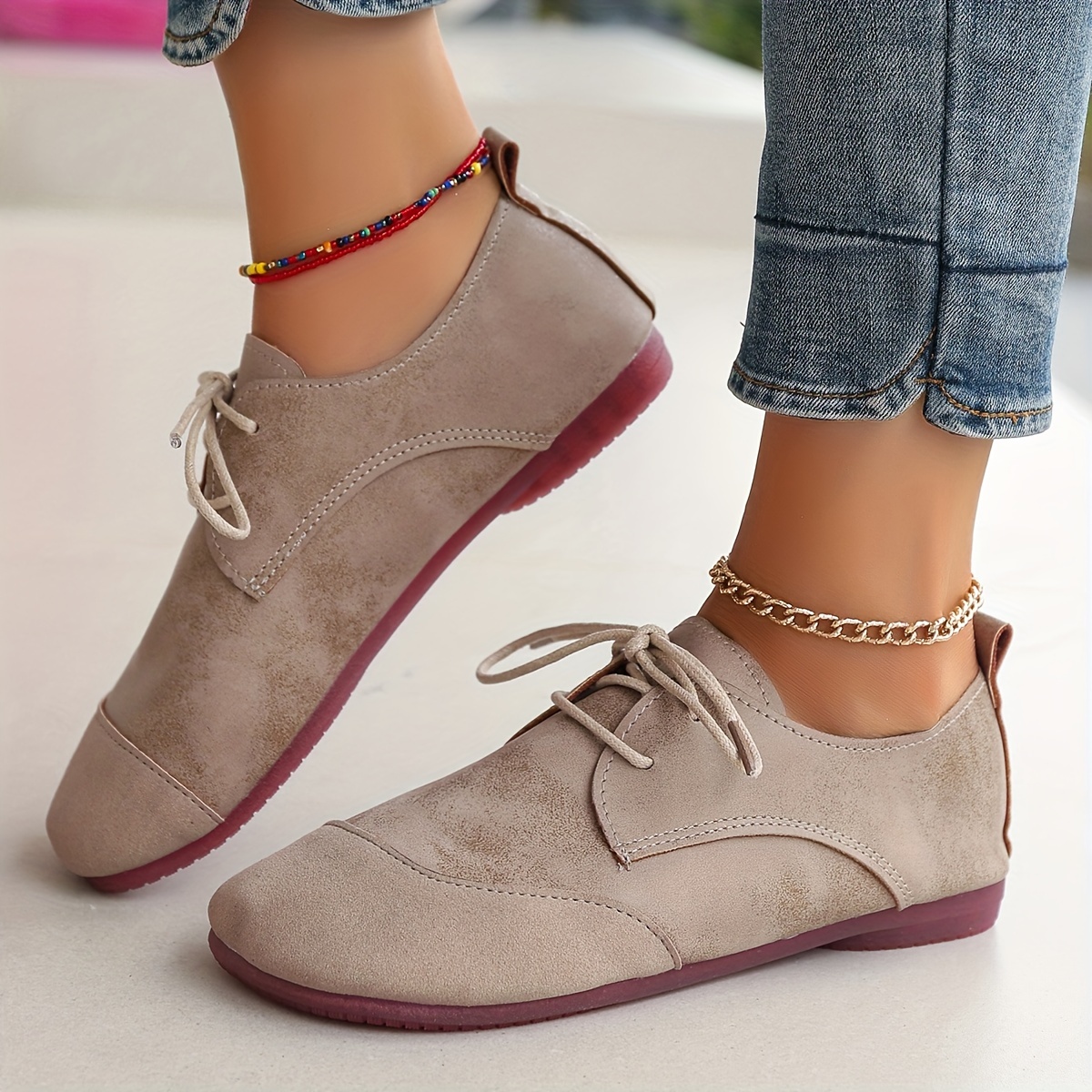 

's -up - , &