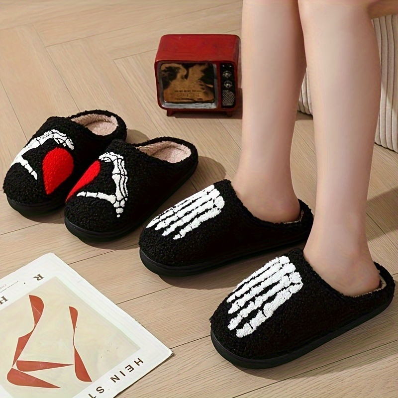 

Skeleton Hand Print Home Warm Slippers, Closed Toe Flat Soft Sole Plush Lined Shoes Non-slip Valentine's Day Cozy Shoes