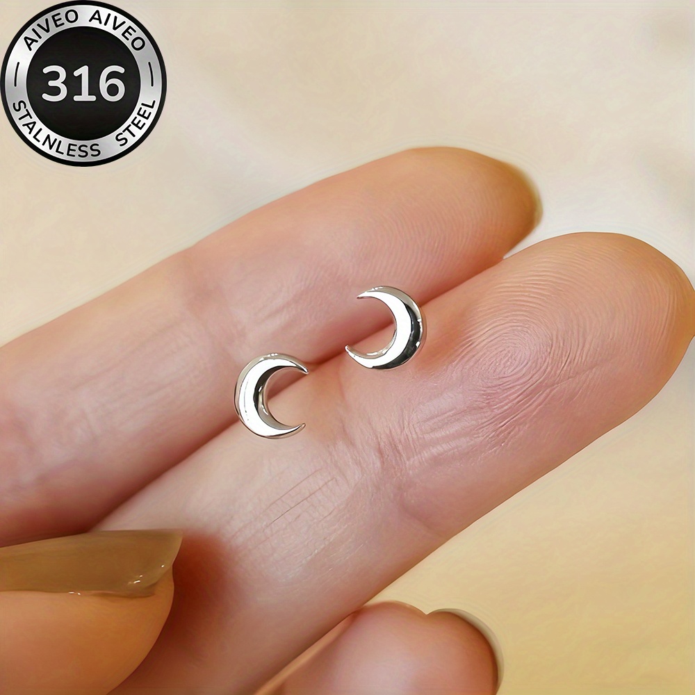 Hochwertige Edelstahl Hypoallergene Goldene Mond-Stecker, -Verblassen, Einfach Elegant, Modische Damenohrringe…: retailer-supplied image