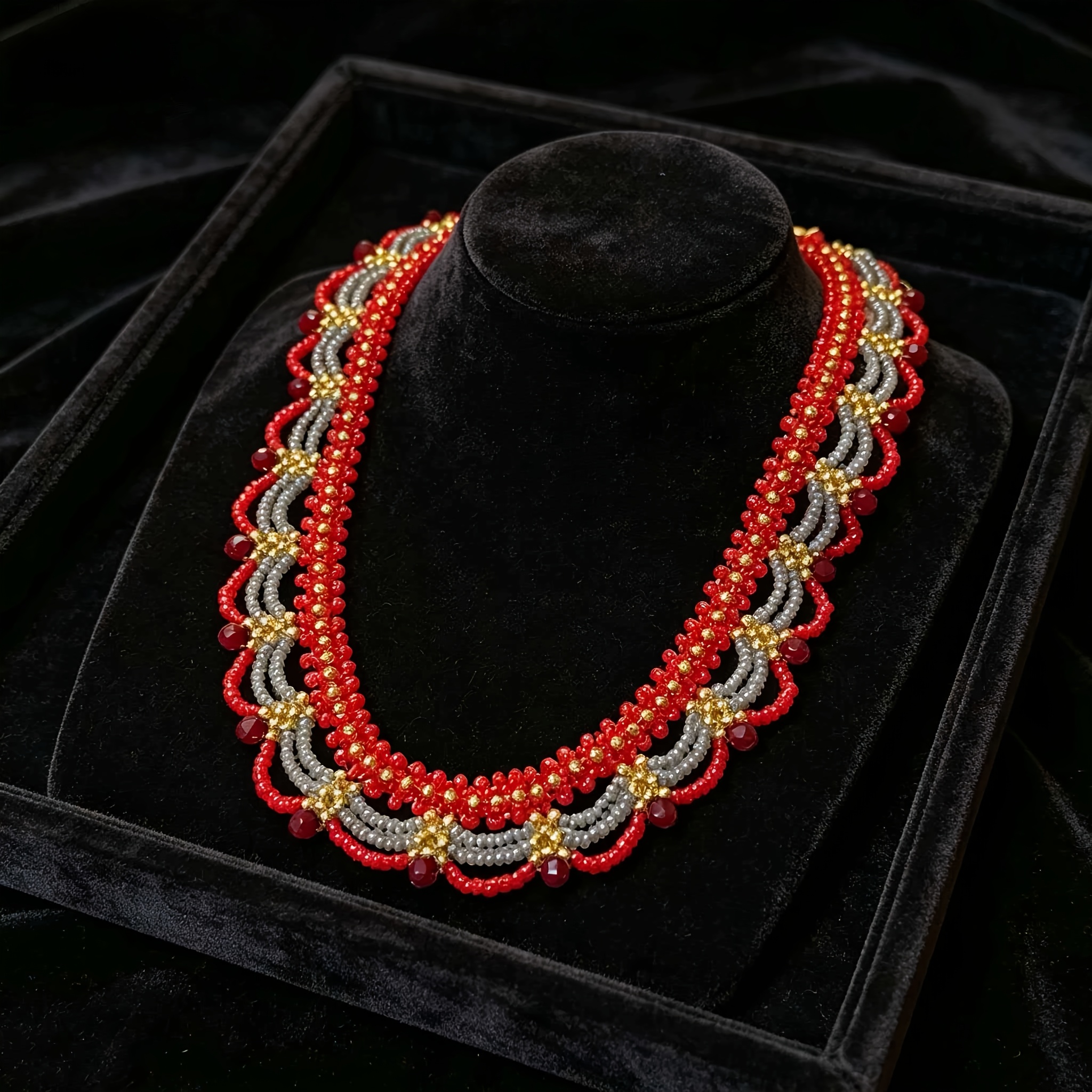 TEMU New Chinese Style Wine Bead Necklace, Wavy Scalloped Retro All-match Evening Jewelry Clavicle Chain