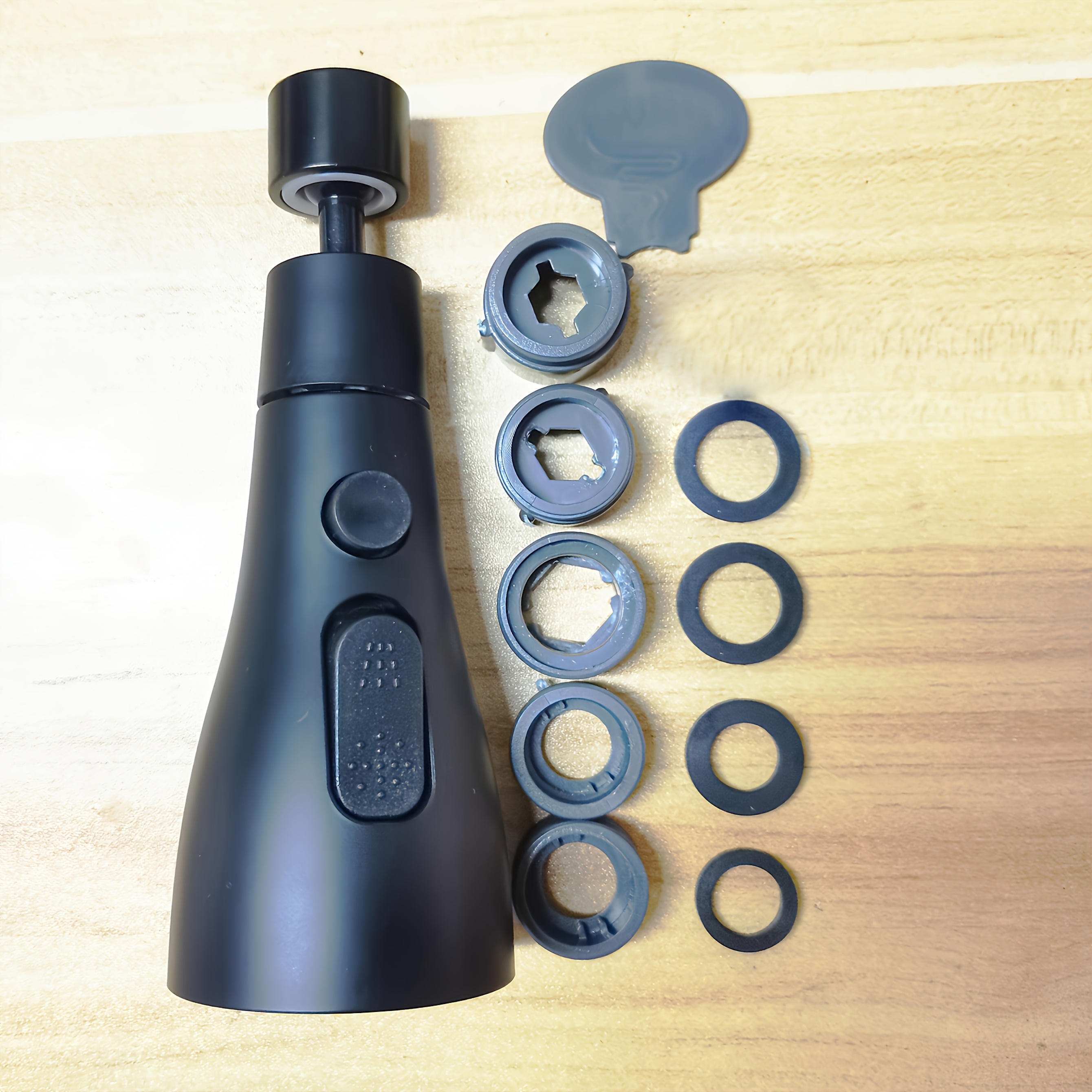 Kitchen Faucet.3 Water Outlet .faucet Accessories.extension.aerator.water- And Pressure Boosting.20 To 24mm Diameter Mount Adapters Universal Rotating Faucet With Scraping And Washing Water Outlet