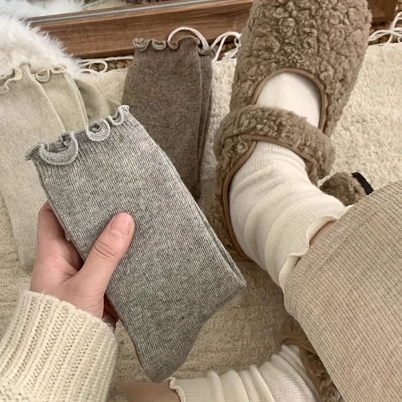 

[autumn And Winter] 3/5 Pairs Of Gentle Japanese Women's Autumn And Winter Thickened Solid Color Warm Medium And Long Socks