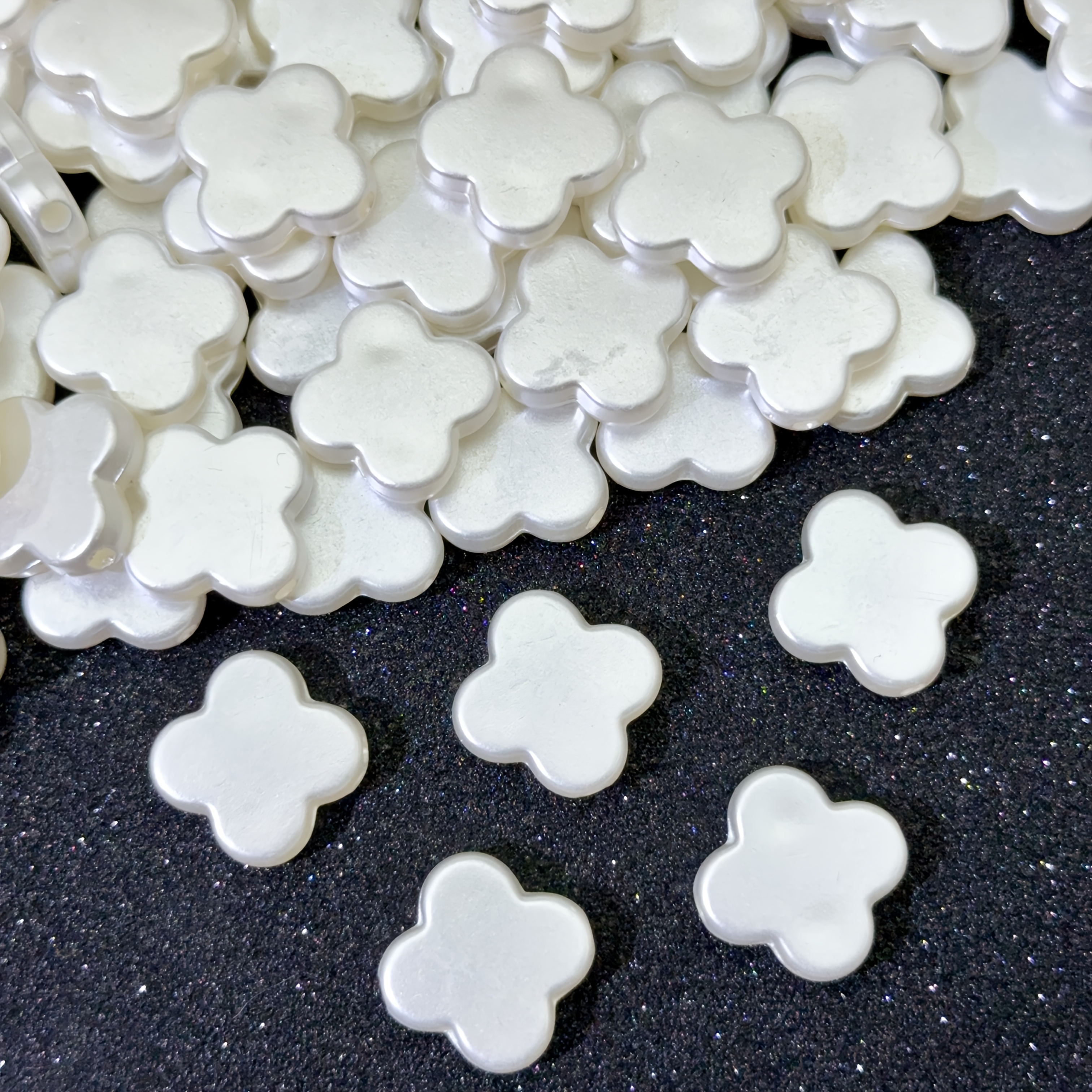 2d Flat - 50pcs Flat White Acrylic Clover Beads - Clover Pendant Jewelry Making, Necklace, Earrings, Bracelet Additions - Jewelry Making Bead Craft Supplies