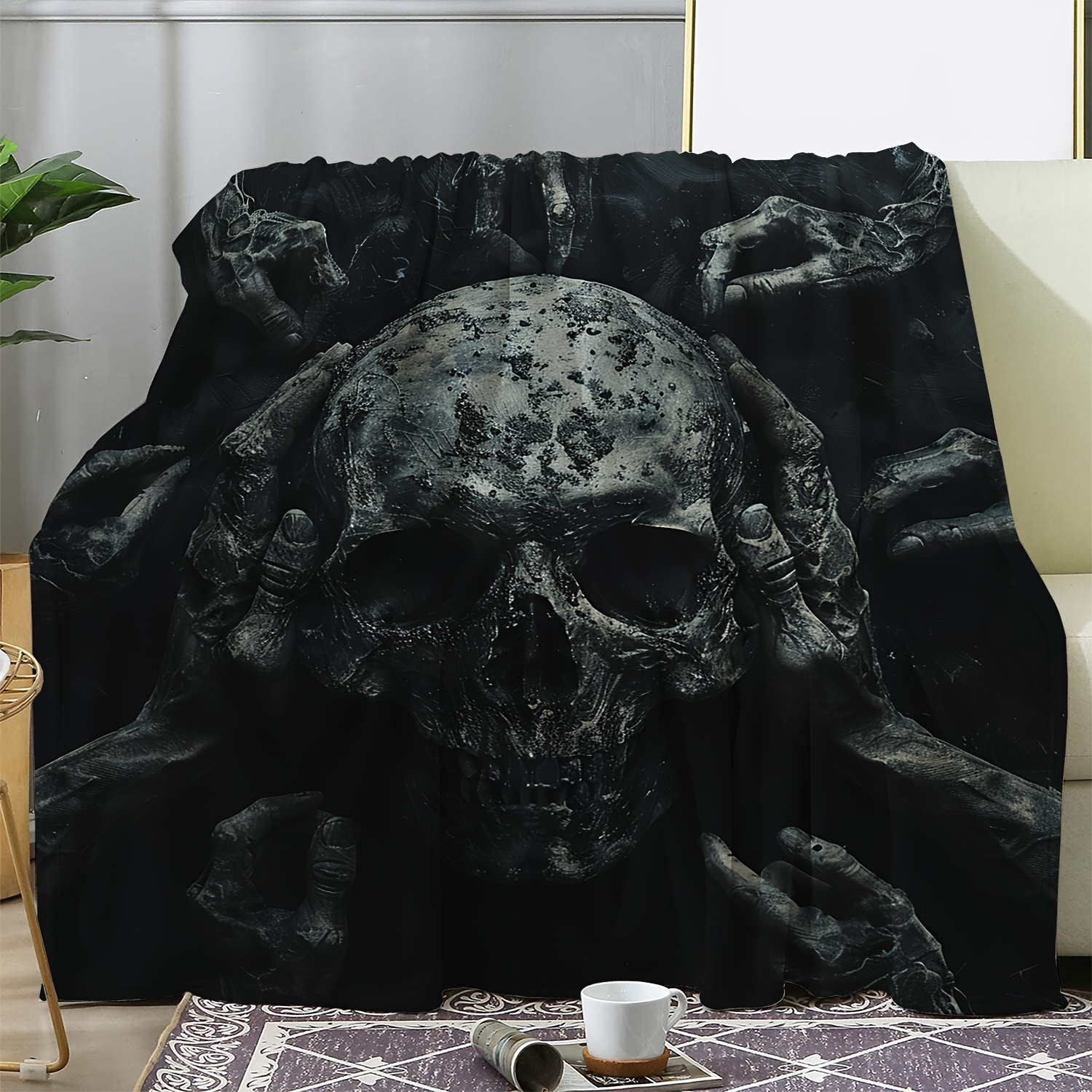 

Vintage Halloween Ghost Palm Printed Fleece Blanket - Warm, Comfortable, And Soft For Sofa, Bed, Car, Office, Camping, Travel - Suitable For All Seasons