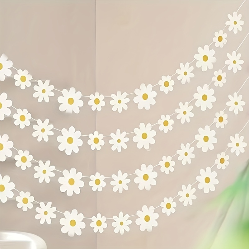 Image of Set Of 4 Daisy Garland Banners, Trendy Hippie Bohemian Decorations For Birthday Parties, Hanging Flower Banners, Daisy-themed Birthday Decor