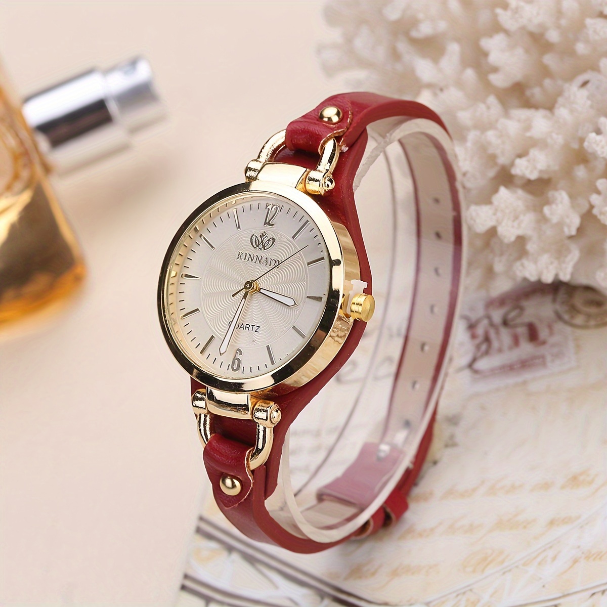 Wal-Joy Women's Elegant Minimalist Quartz Watch with White Dial, Golden-Tone Markers & Light Brown Faux Leather Strap - Casual Chic Casual Attire, Stylish Wristwatch | Sleek Round Case | Clear Numeral Markers
