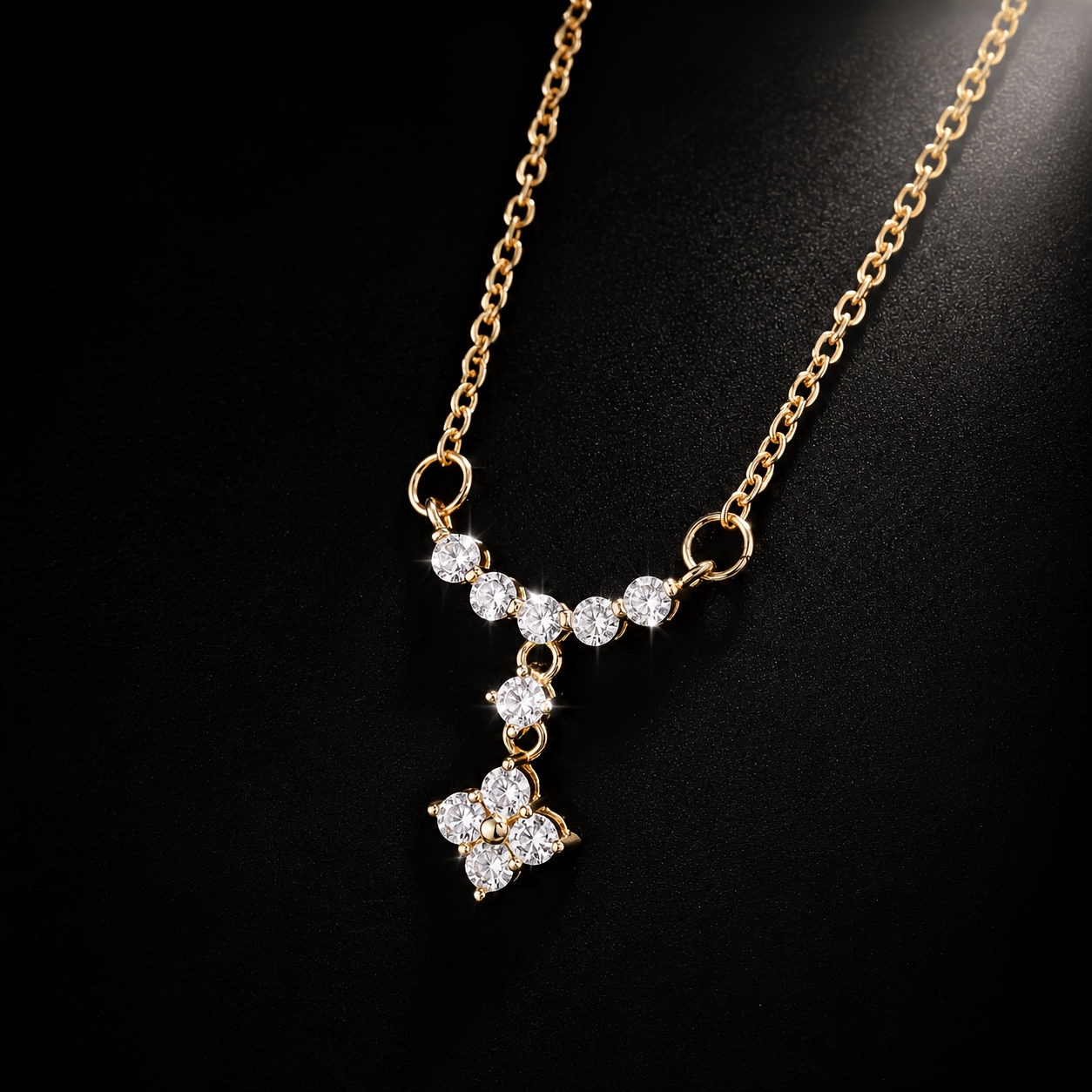 Women's Long Four-leaf Lucky Flower Necklace, Elegant Gift