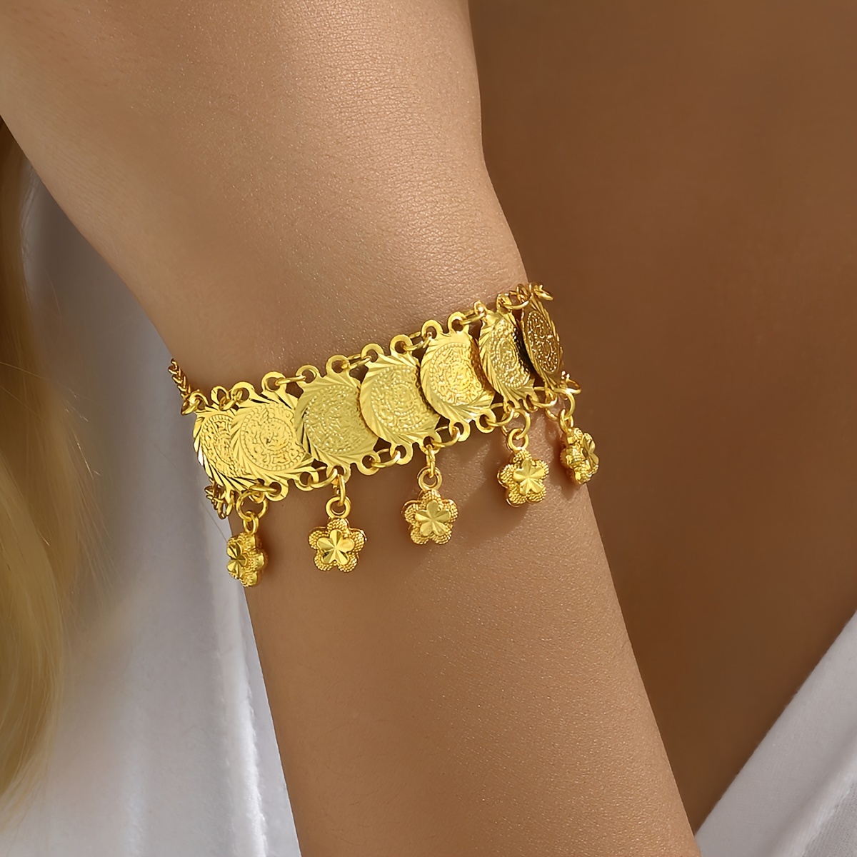 Gold hot sale lira bracelet