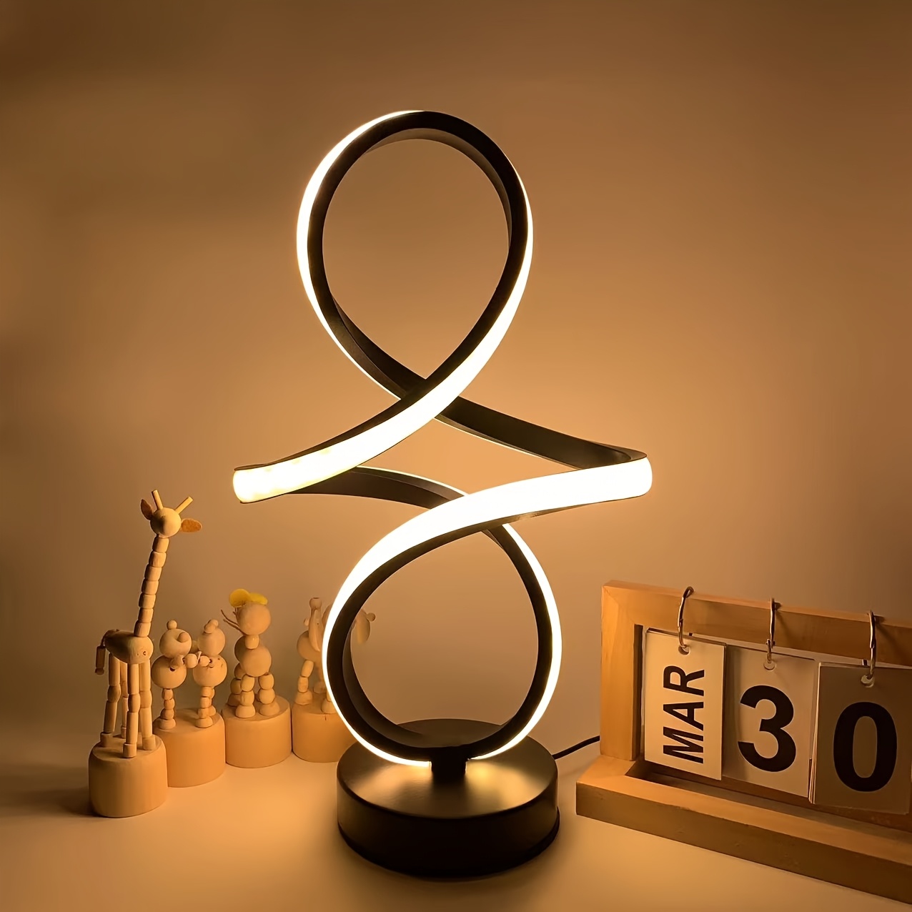 Unique Modern Design USB Three-Color Adjustable LED Lamp