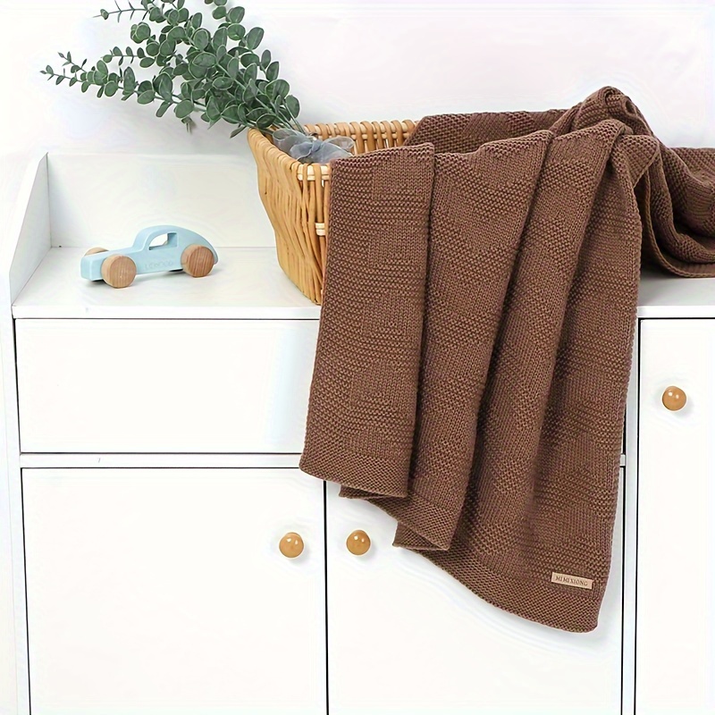 Wavy Jacquard Baby Knit Blanket, All-Season Use