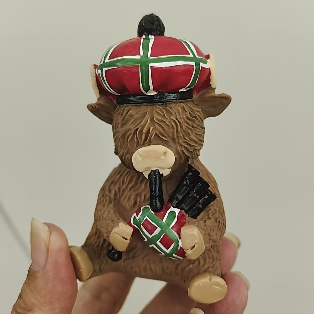 TEMU Scottish Highland Cow Resin Ornament, Cartoon Checkered Beret Highland Cow Desktop Decor, Home Entrance Creative Craft, Scottish-themed Gift