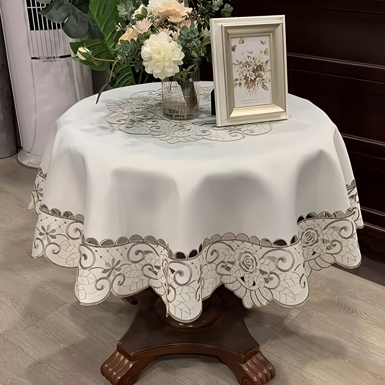 Image of 1pc Embroidered Handmade Hollow Circular Tablecloth, Fiber Suitable For Round Tables Coffee Tables Daily Home Decor Wedding Party Holiday