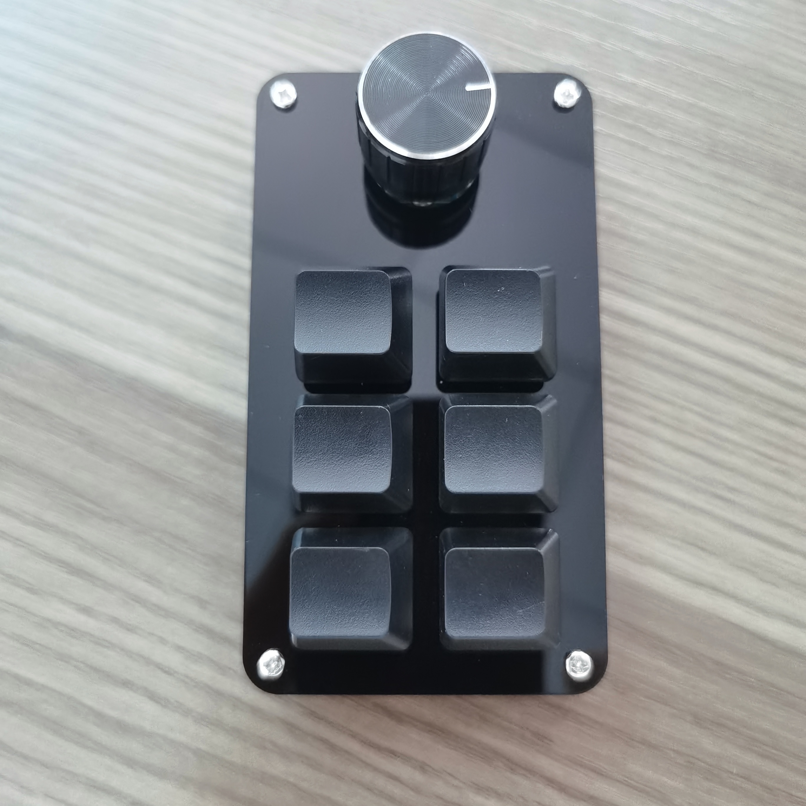 

6-key Custom Mechanical Macro Keypad With Rotary Encoder And Rgb Backlighting, Hot-swappable, Usb-c, Compatible With , Programmable Shortcut Keyboard For Designers And Video Editors