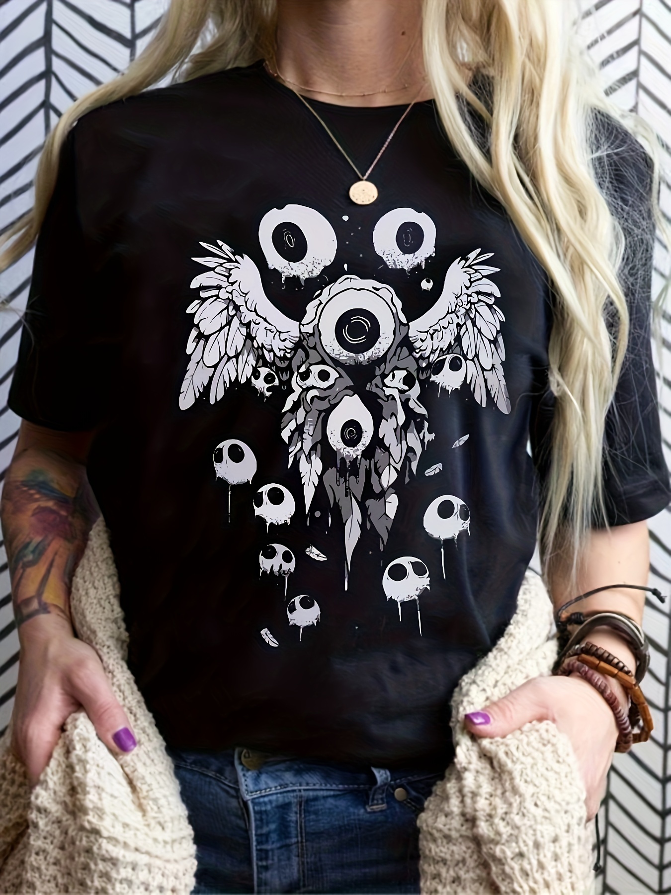 Goth * Eyeball Print Casual T-Shirt, Round Neck Short Sleeves Slight Stretch Sports Tee, Women's Activewear