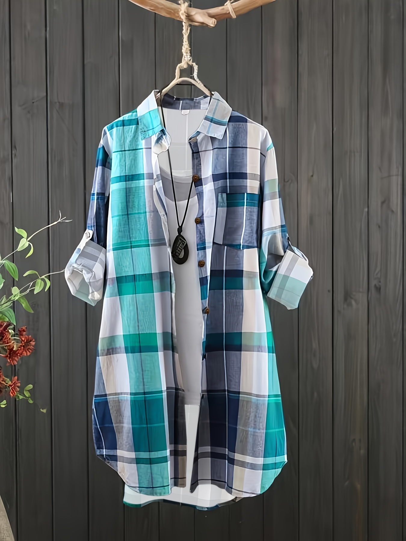 slika predmeta plus size - ženska košulja dugog kroja s kariranim uzorkom i kragnom, rolama na rukavima, otvorenim prednjim dijelom, oversized, opuštenog kroja, zakrivljenim rubom,   prekrivača za svakodnevnu putovanja na plažu, ležerna široka tunika bluza