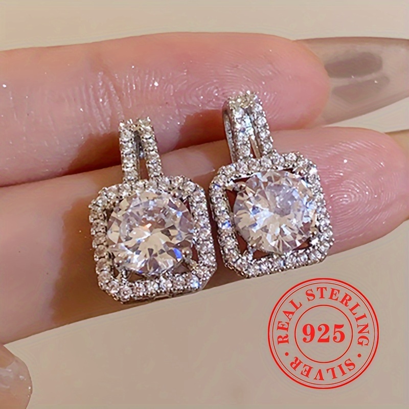 

Elegant Earrings For Ladies Made Of 3.4 Grams Of Sterling Silver S925, Shining With Cubic Zirconia, Engagement, Wedding, And .