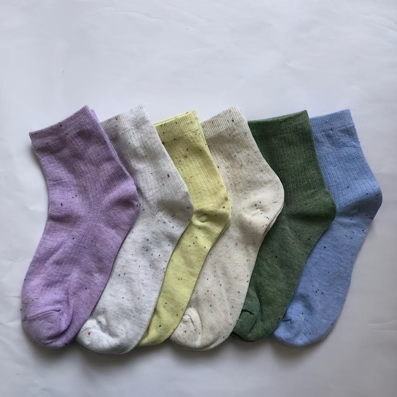 TEMU 6 Pairs Of Women's Gentle Creamy Color Casual Thin Striped Mid-tube Solid Color Socks