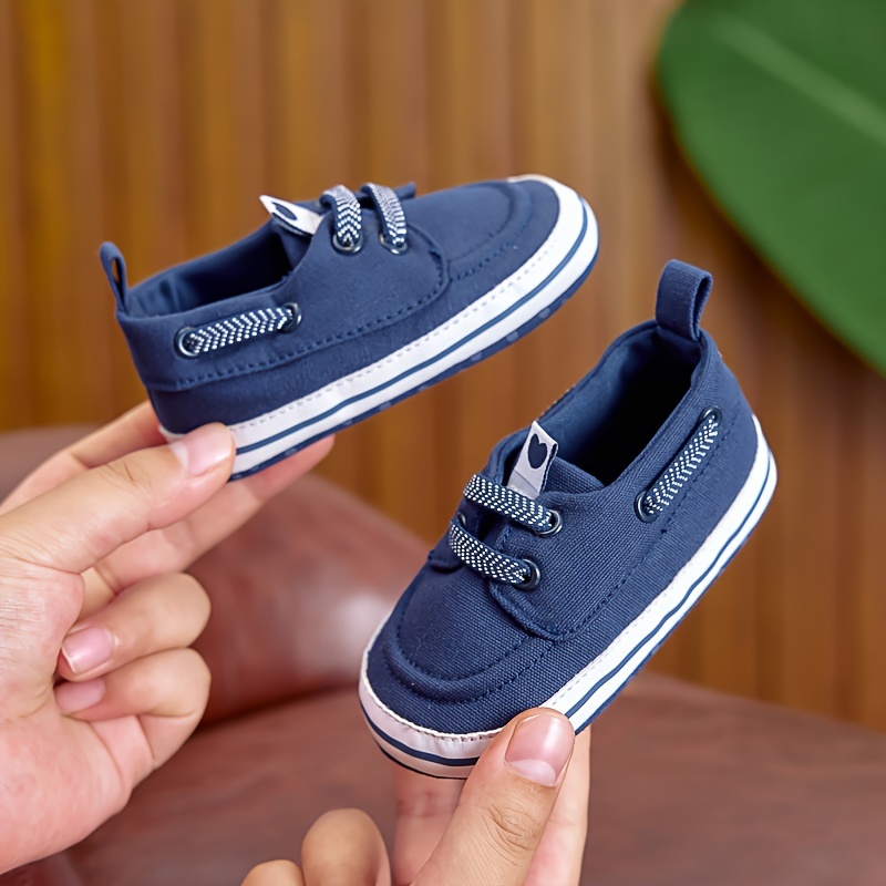 Casual Slip-On Canvas Footwear for Newborns 0-1 Year, Breathable First Walker Sneakers for Both Genders