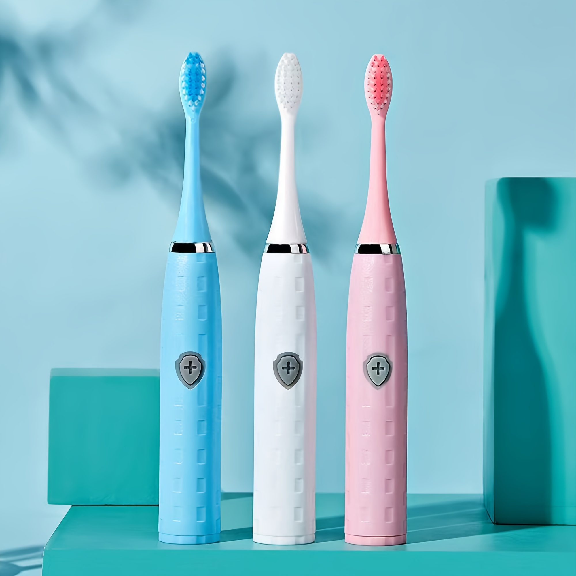 Electric Toothbrush Set Featuring 4 Brush Heads