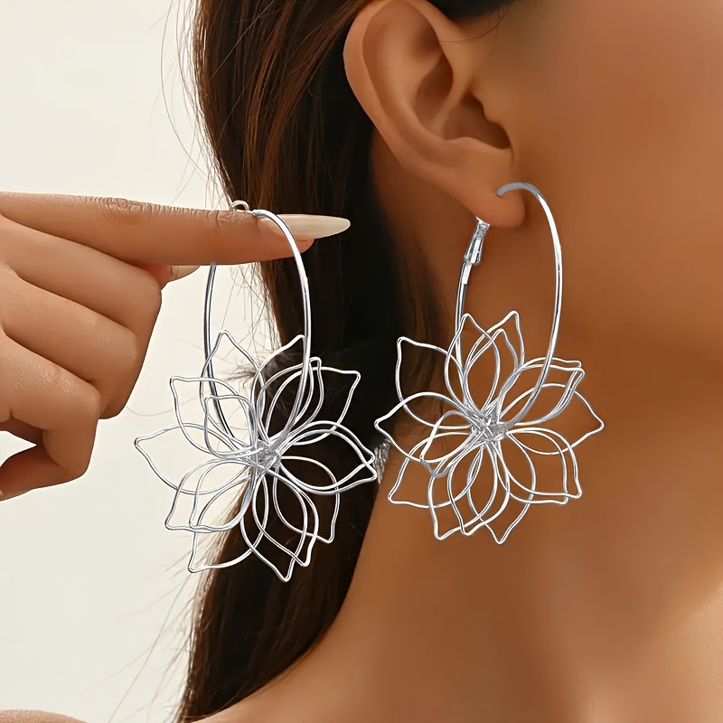 TEMU 1 par de aretes de aro para mujer, elegantes, de moda, estilo bohemio, , con forma de flor, de alambre de hierro hueco, de /verano, regalo para