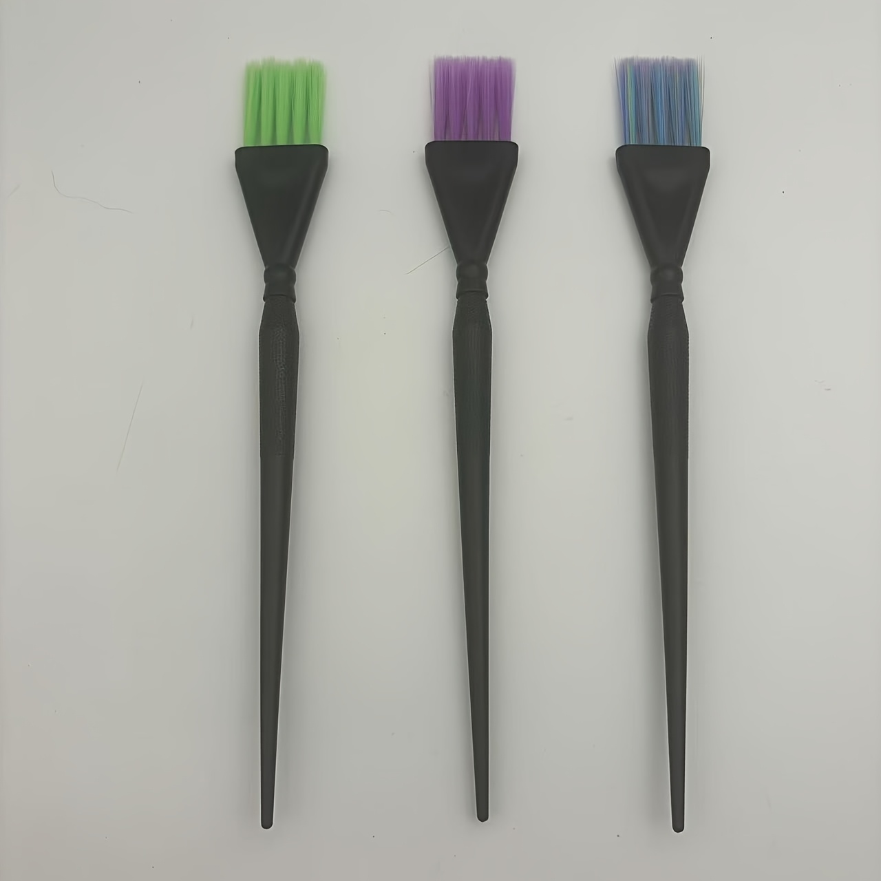 TEMU 3pcs Small Single-sided Brushes, Colorful Hair Dye Brushes, Beautifully Packaged Professional Salon Hair Dye Brushes, Salon Tool Brushes, Perm