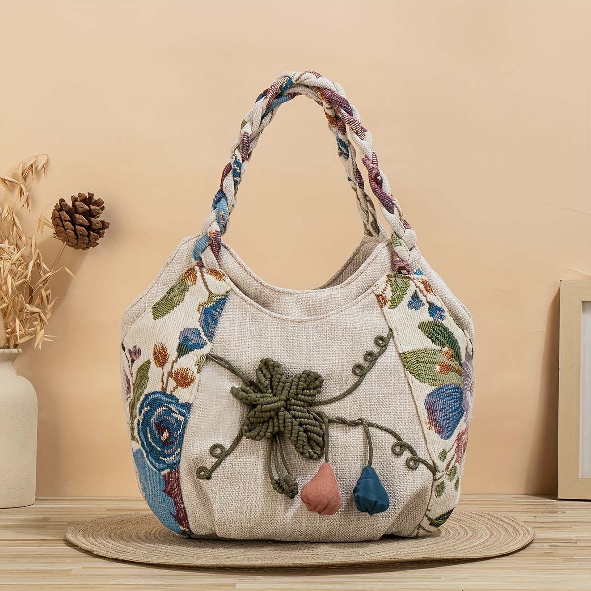 

Sac bandoulière de style bohème ethnique, petit sac tissé à , décoration florale tridimensionnelle , sac de voyage pour femmes