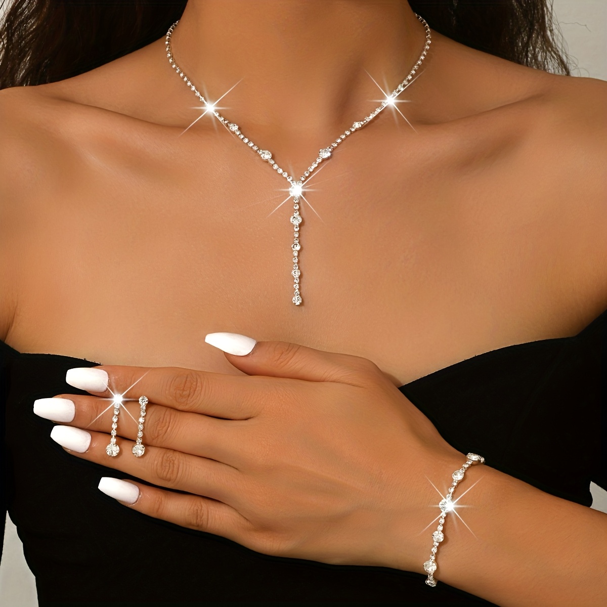 E-shop Ein luxuriöses Y-förmiges Quasten-Schmuckset, das einen Halsketten, Ohrringe und ein Armband enthält, für Brautpaare bei Hochzeiten und geeignet